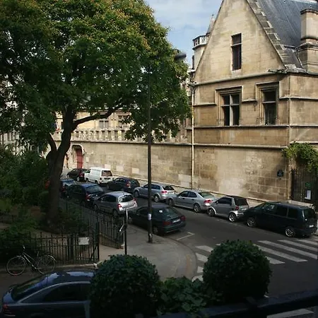 Place Paul Painleve - 4 Adults Parijs
