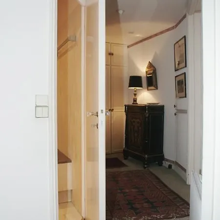 Place Paul Painleve - 4 Adults Appartement